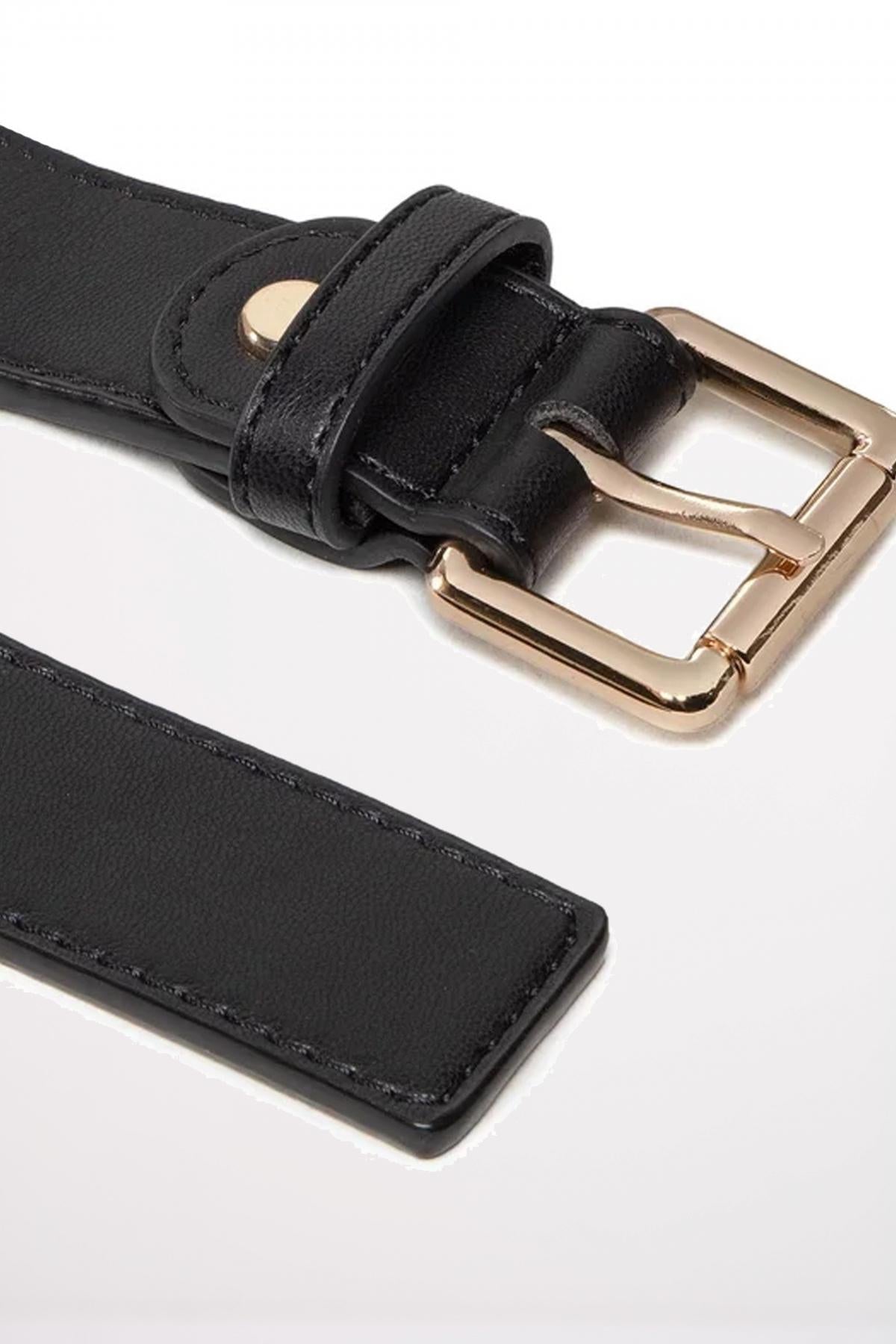 VALENTINO BAGS CINTURA EMMA WINTER en color NEGRO (3)