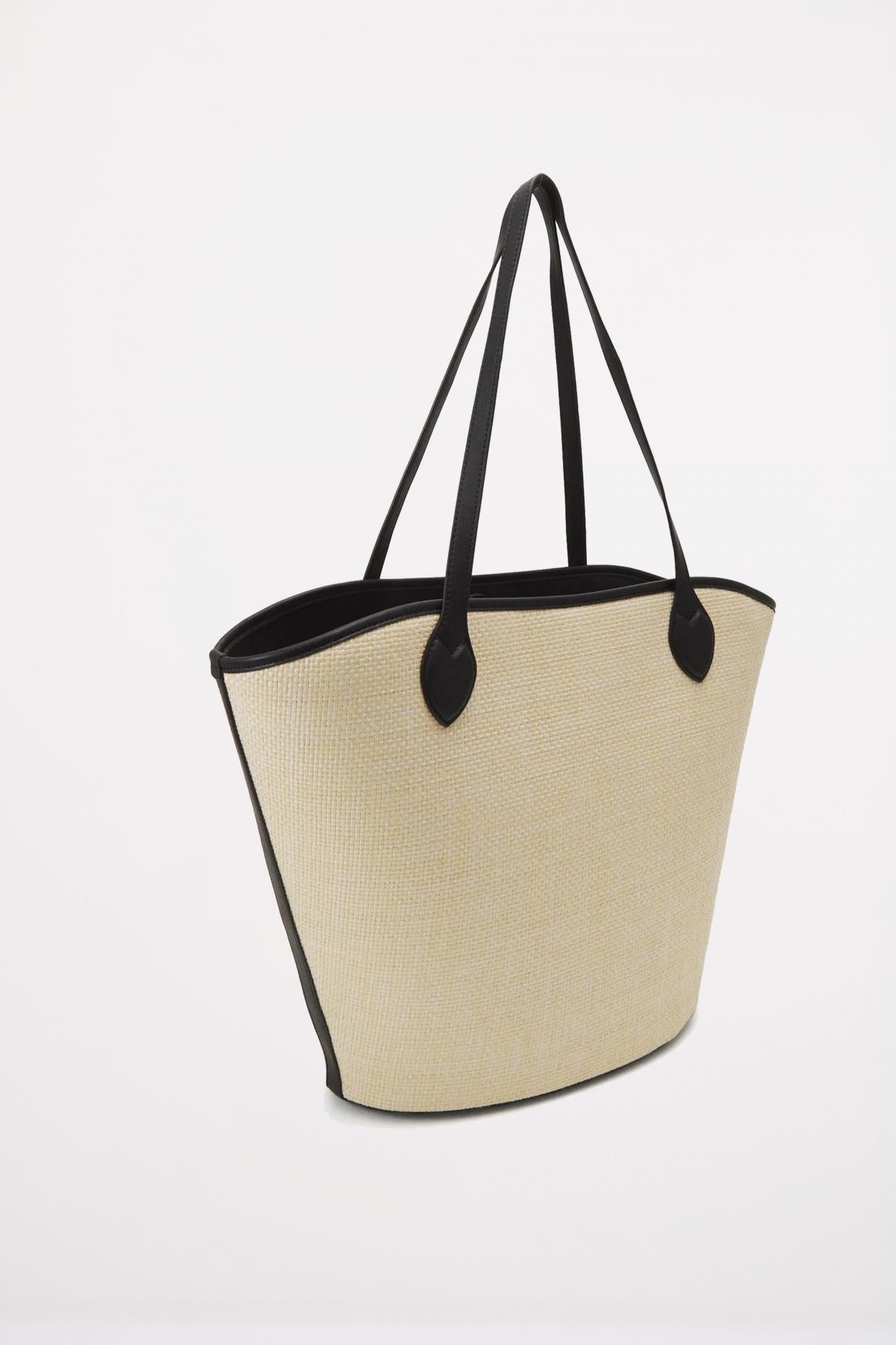 VALENTINO BAGS COVENT BAG en color MARRON CLARO (2)