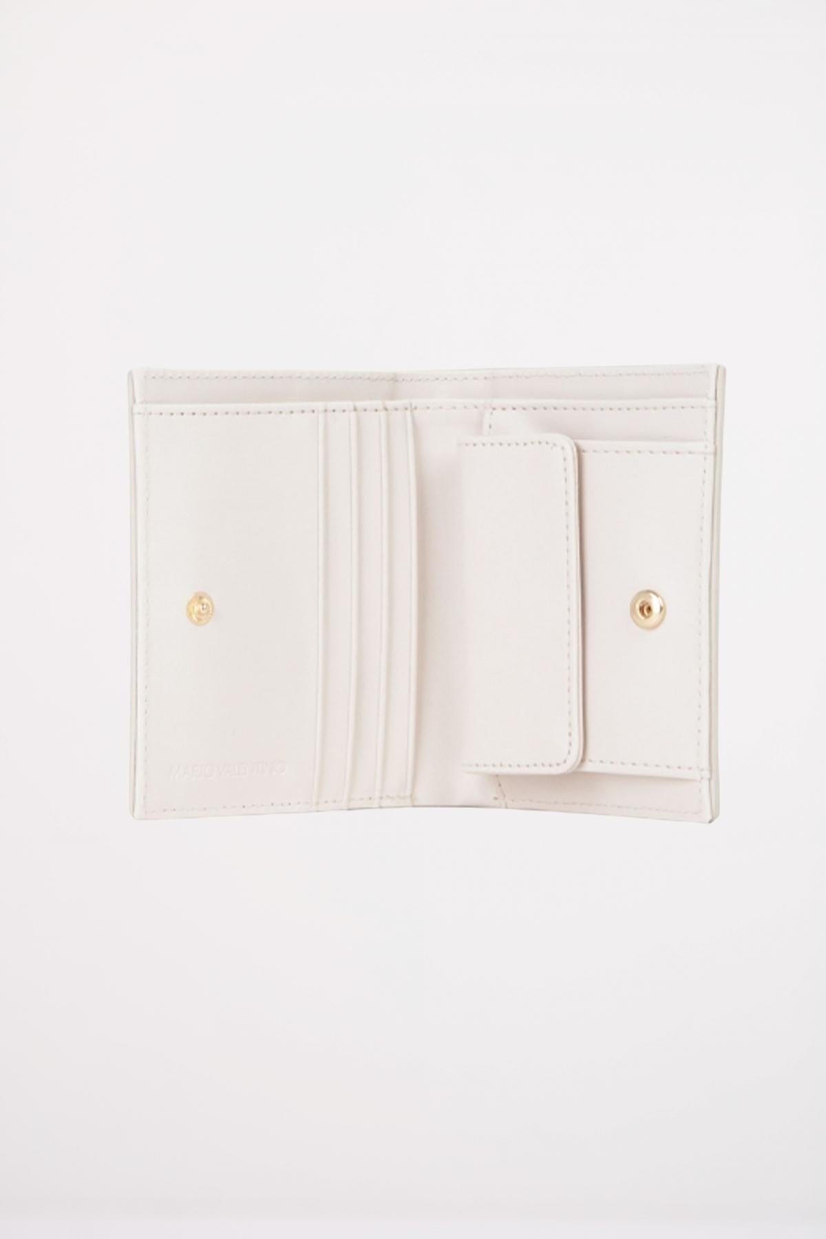 VALENTINO BAGS SUNSHINE WALLET en color BEIS (2)