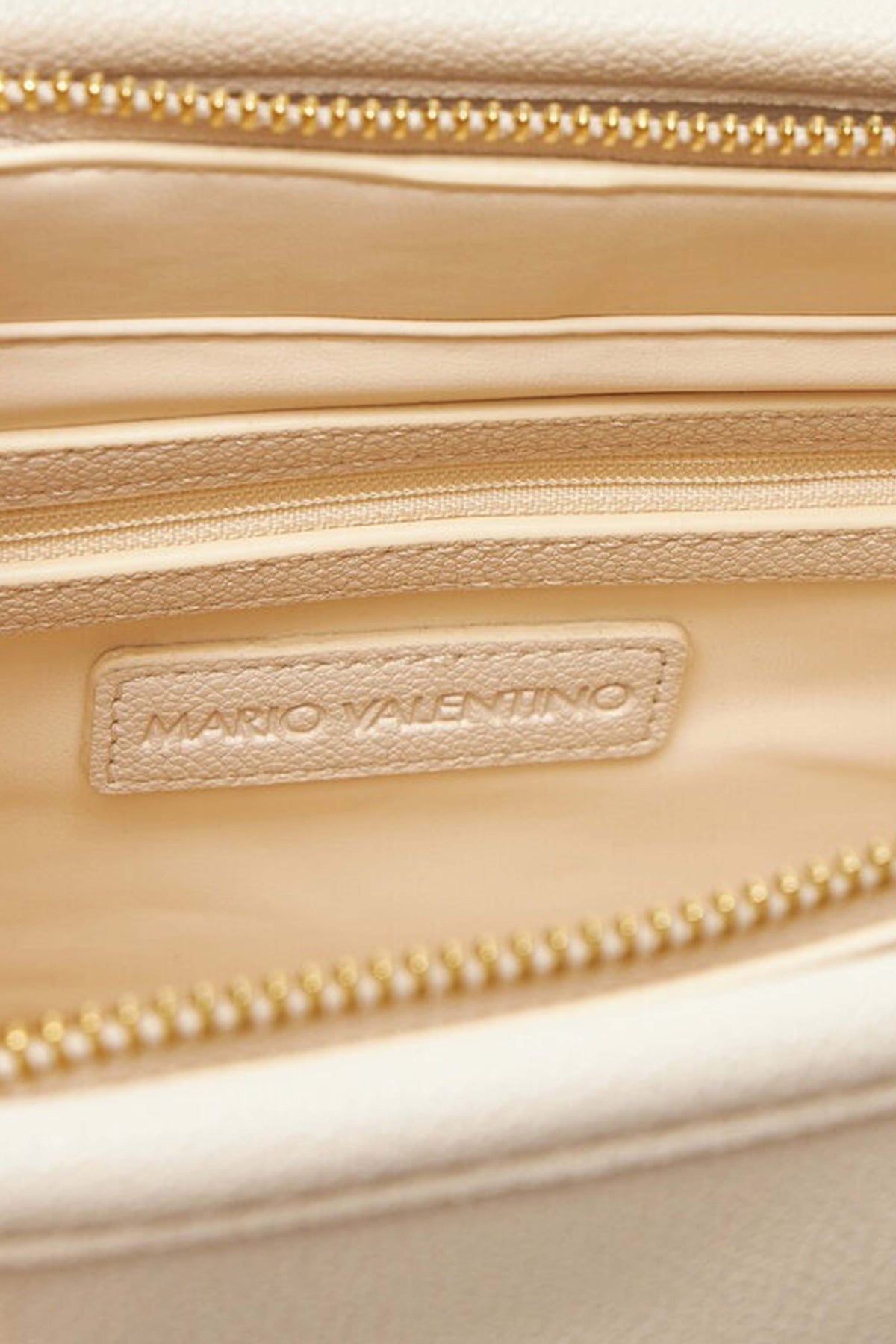VALENTINO BAGS VBSEO BAG FOXY RE en color BEIS (5)