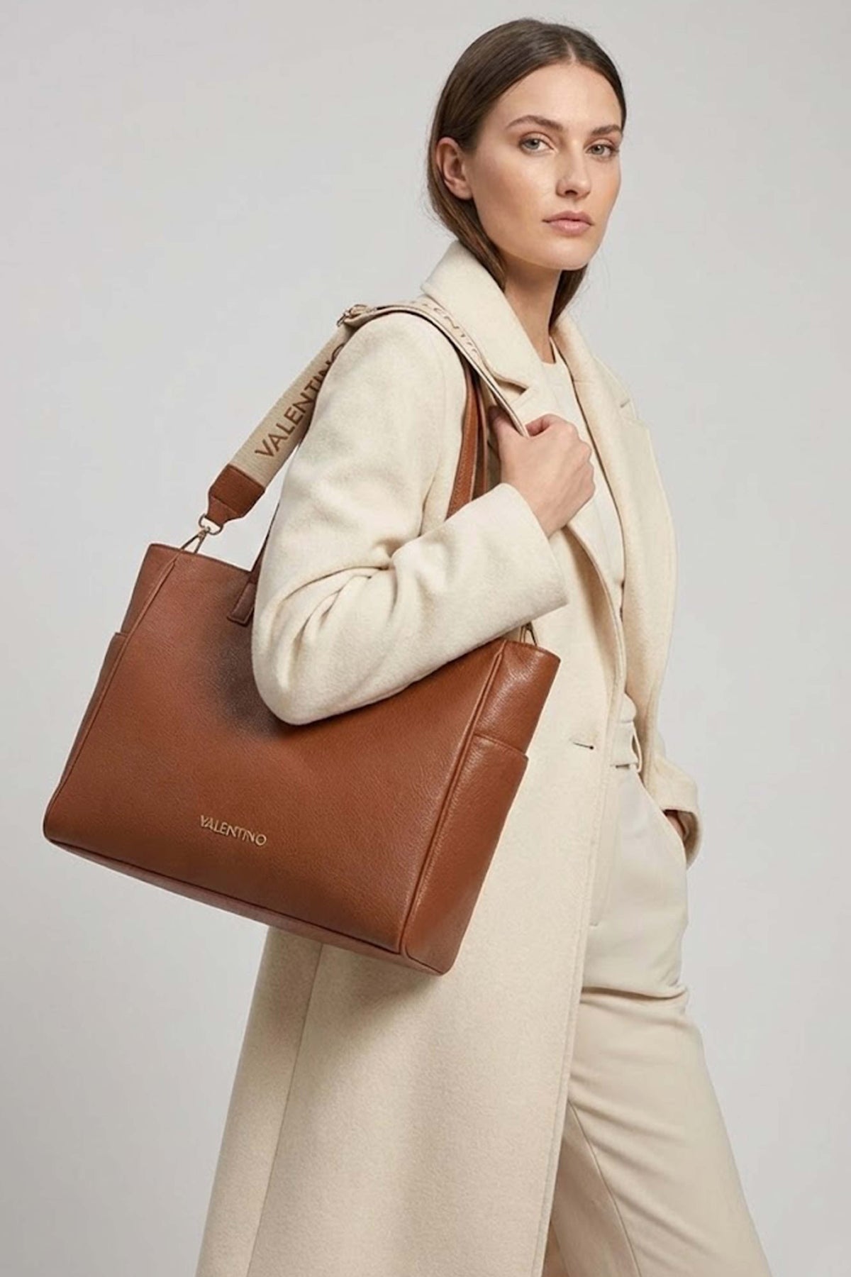 VALENTINO BAGS VBSON en color MARRON (1)
