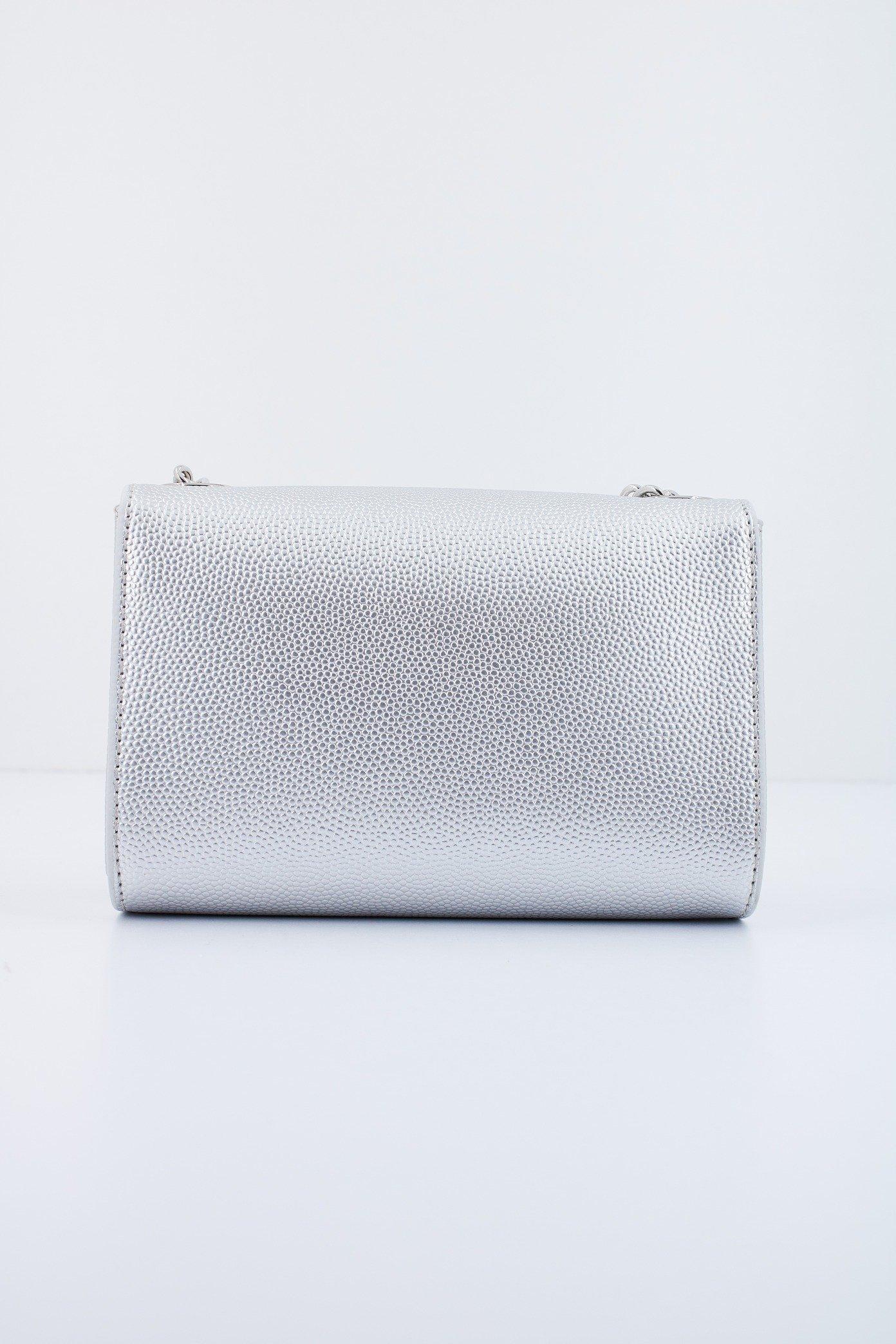 VALENTINO BAGS DIVINA en color PLATA (2)
