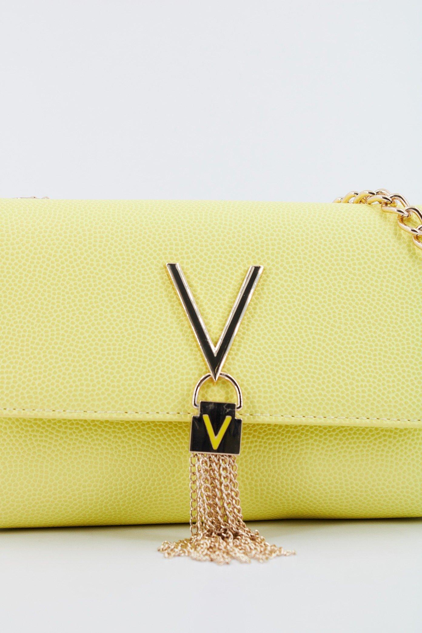 VALENTINO BAGS DIVINA en color AMARILLO (4)