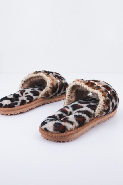 MOU SLIDE SLIPPER PRINT SHEES en color ANIMAL PRINT (3)
