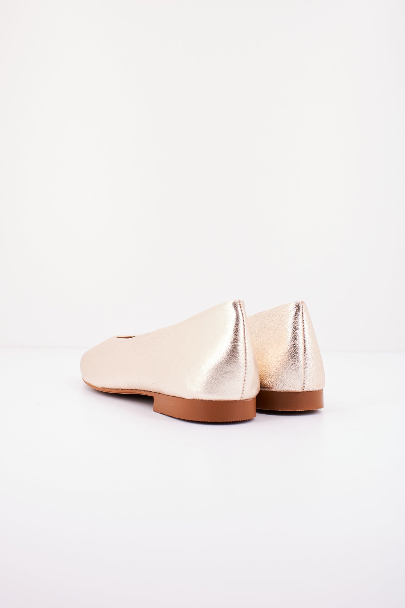 SITGETANA M en color ORO (3)