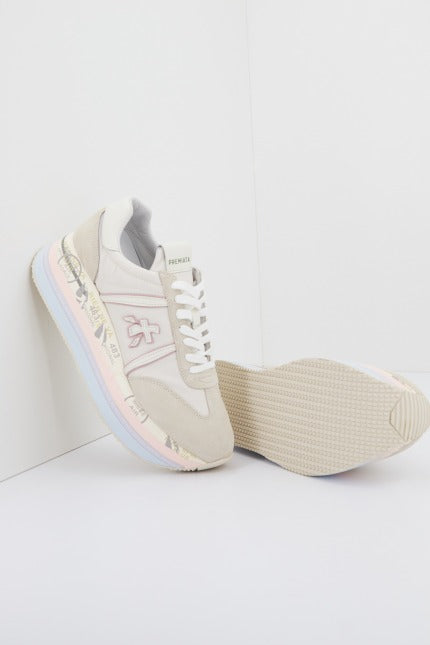 PREMIATA BETH en color BEIS (2)