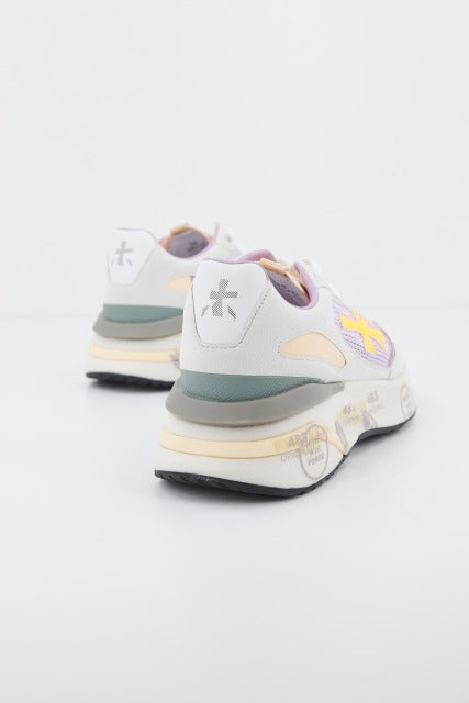 PREMIATA MOERUND en color VIOLETA (3)