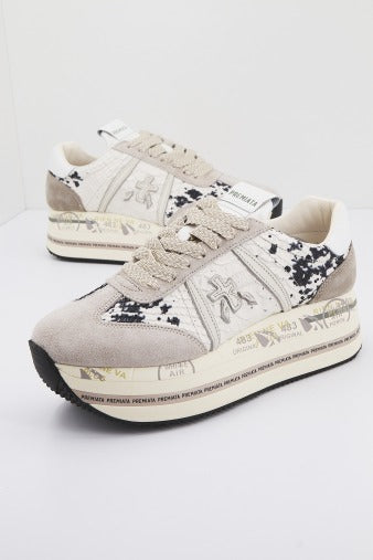 PREMIATA BETH en color BEIS (1)