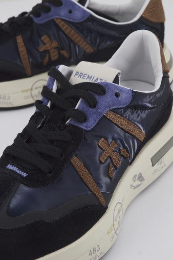 PREMIATA CASSIE en color AZUL (4)
