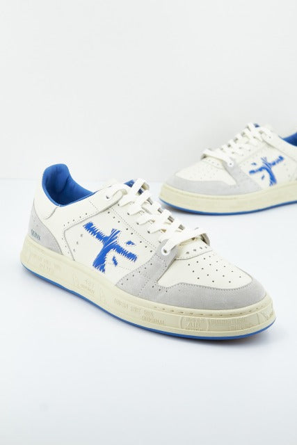 PREMIATA QUINN en color BLANCO (1)