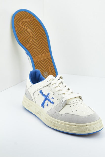 PREMIATA QUINN en color BLANCO (4)