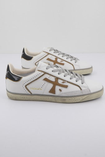 PREMIATA STEVEN en color BLANCO (2)