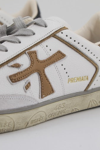 PREMIATA STEVEN en color BLANCO (4)