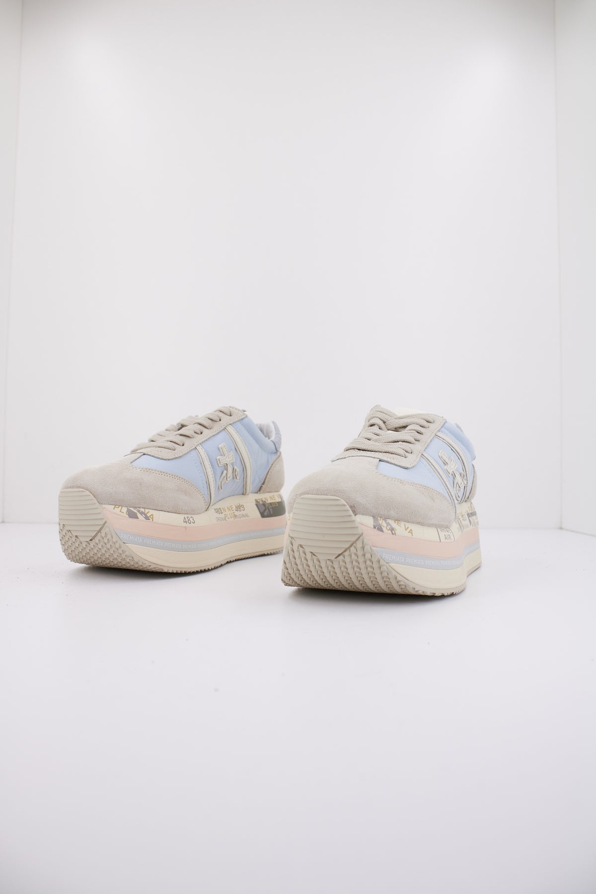 PREMIATA BETH en color AZUL (2)