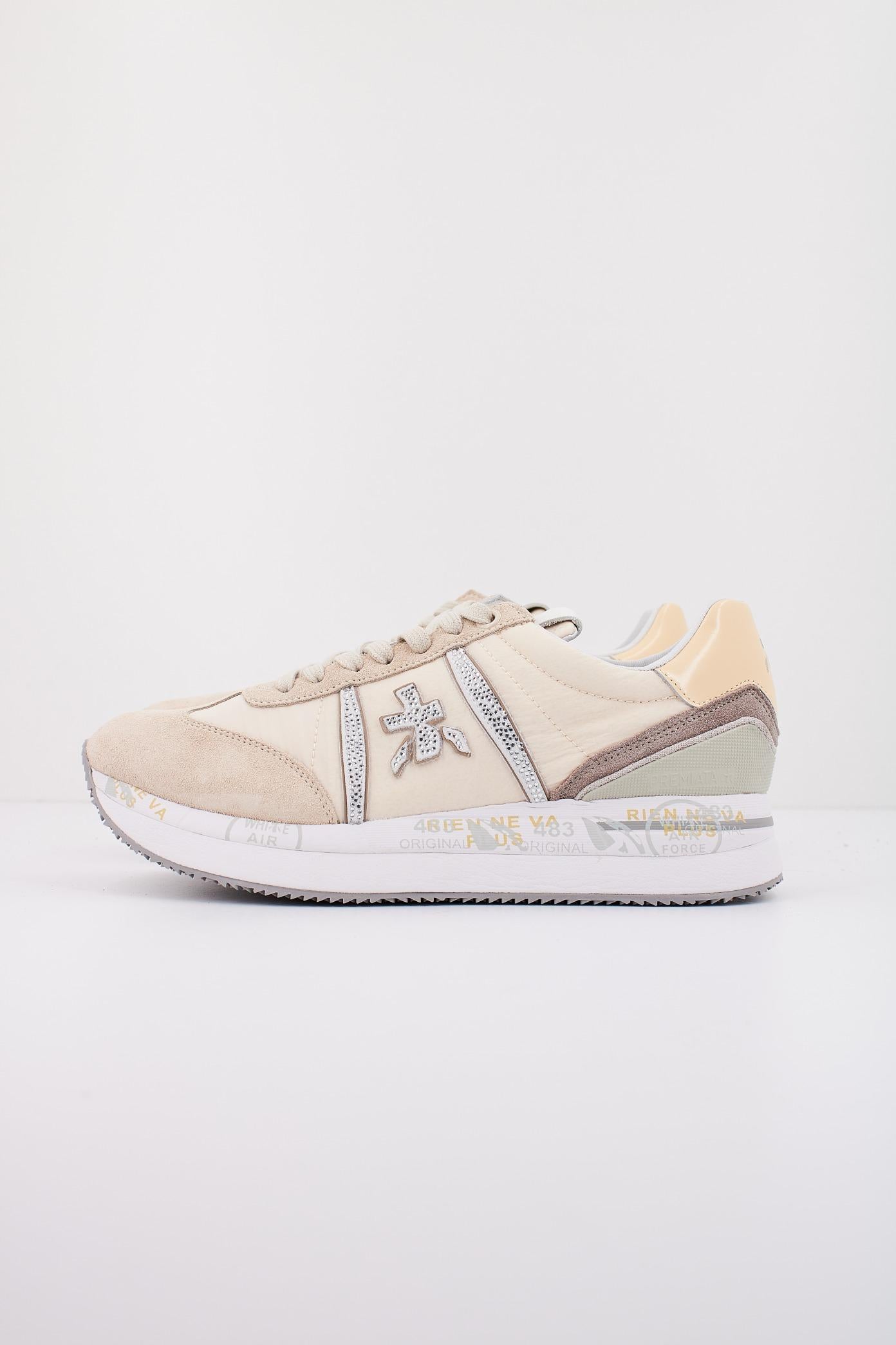 PREMIATA CONNY en color BEIS (1)