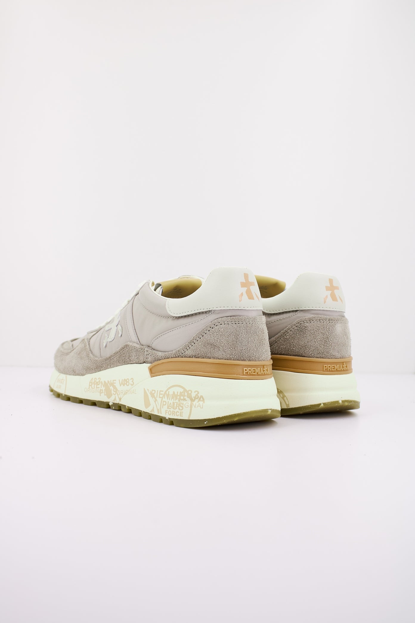 PREMIATA LANDECK en color GRIS (3)