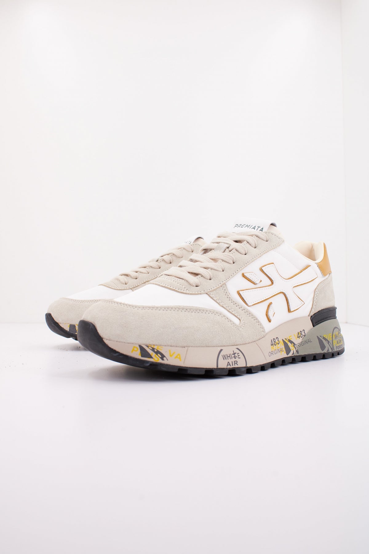 PREMIATA MICK en color BLANCO (2)