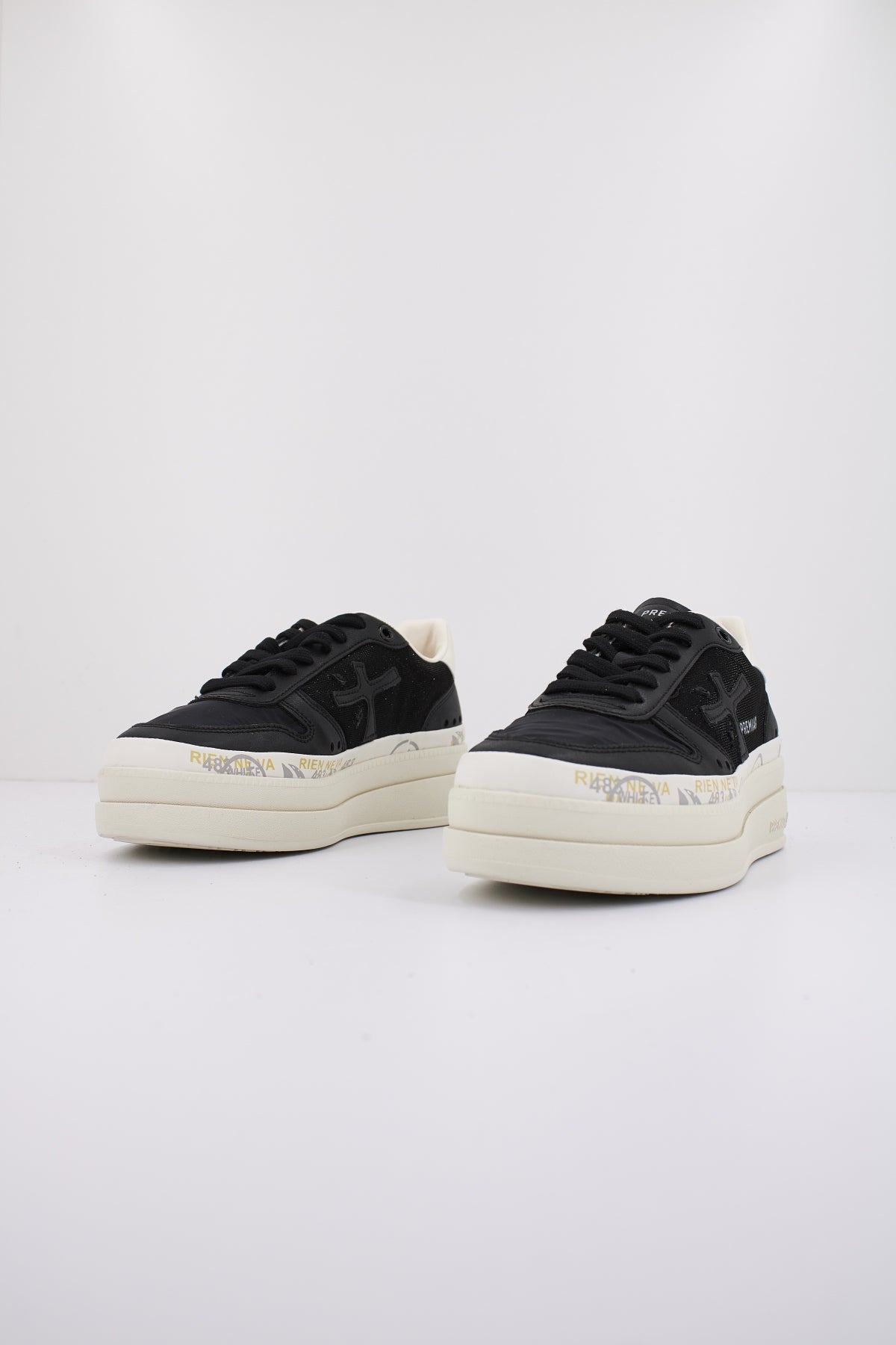 PREMIATA MICOL en color NEGRO (2)