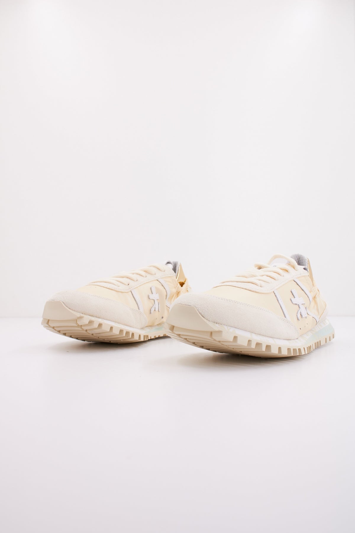PREMIATA SEAND en color BEIS (2)