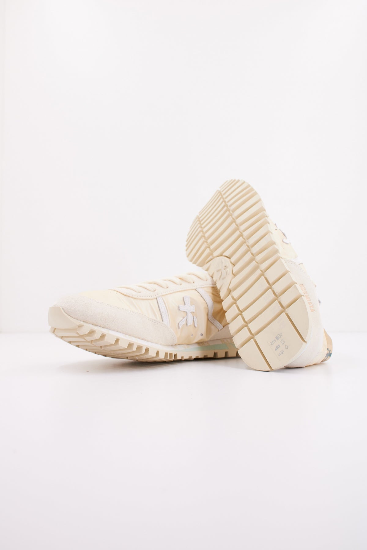 PREMIATA SEAND en color BEIS (4)
