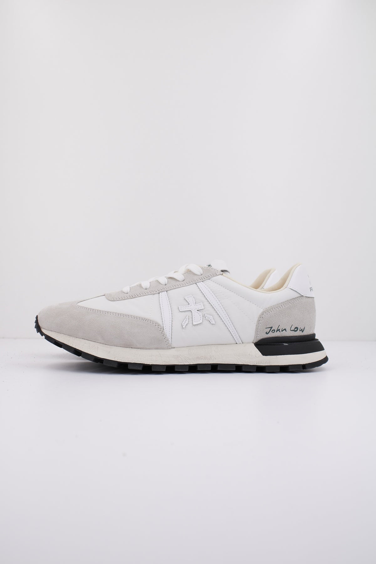 PREMIATA JOHNLOW en color BLANCO (1)