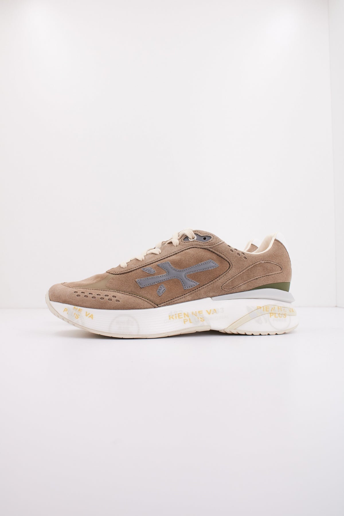 PREMIATA MOERUN en color MARRON (1)
