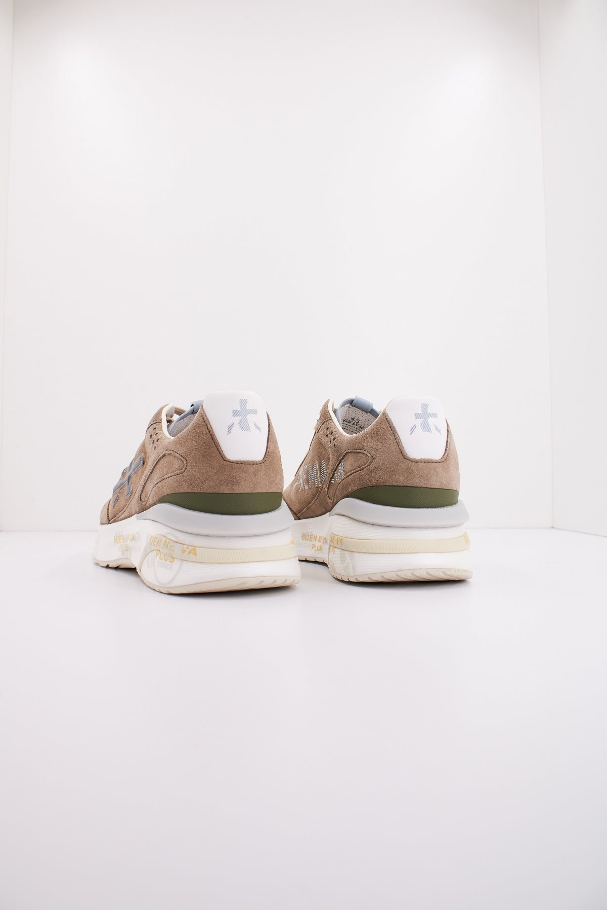 PREMIATA MOERUN en color MARRON (3)