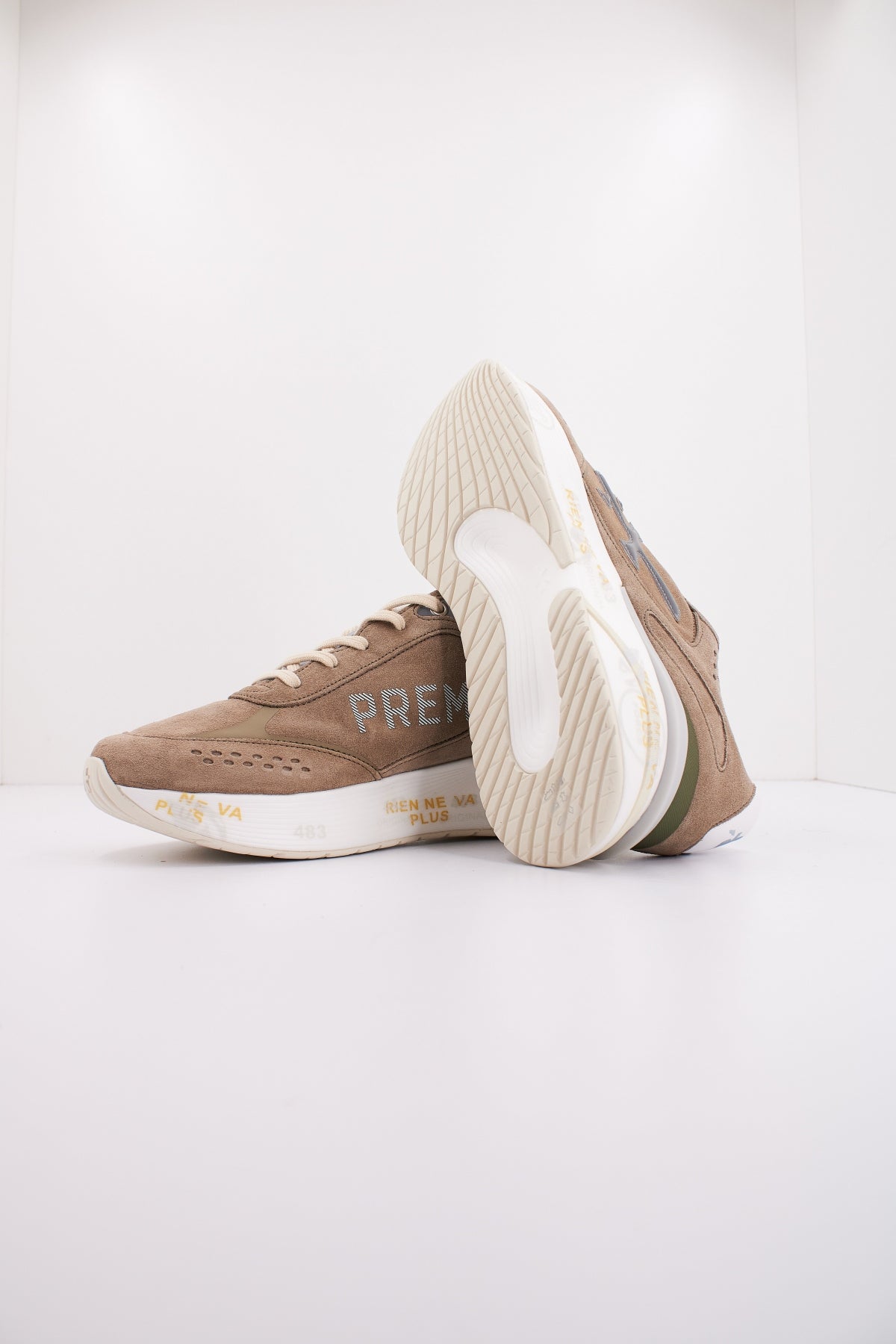 PREMIATA MOERUN en color MARRON (4)