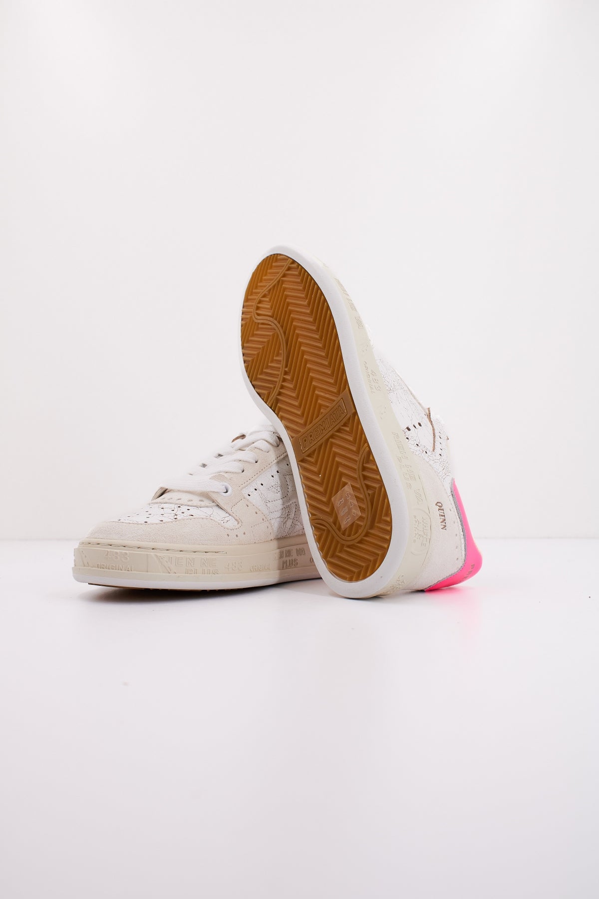 PREMIATA QUINND en color BLANCO (4)