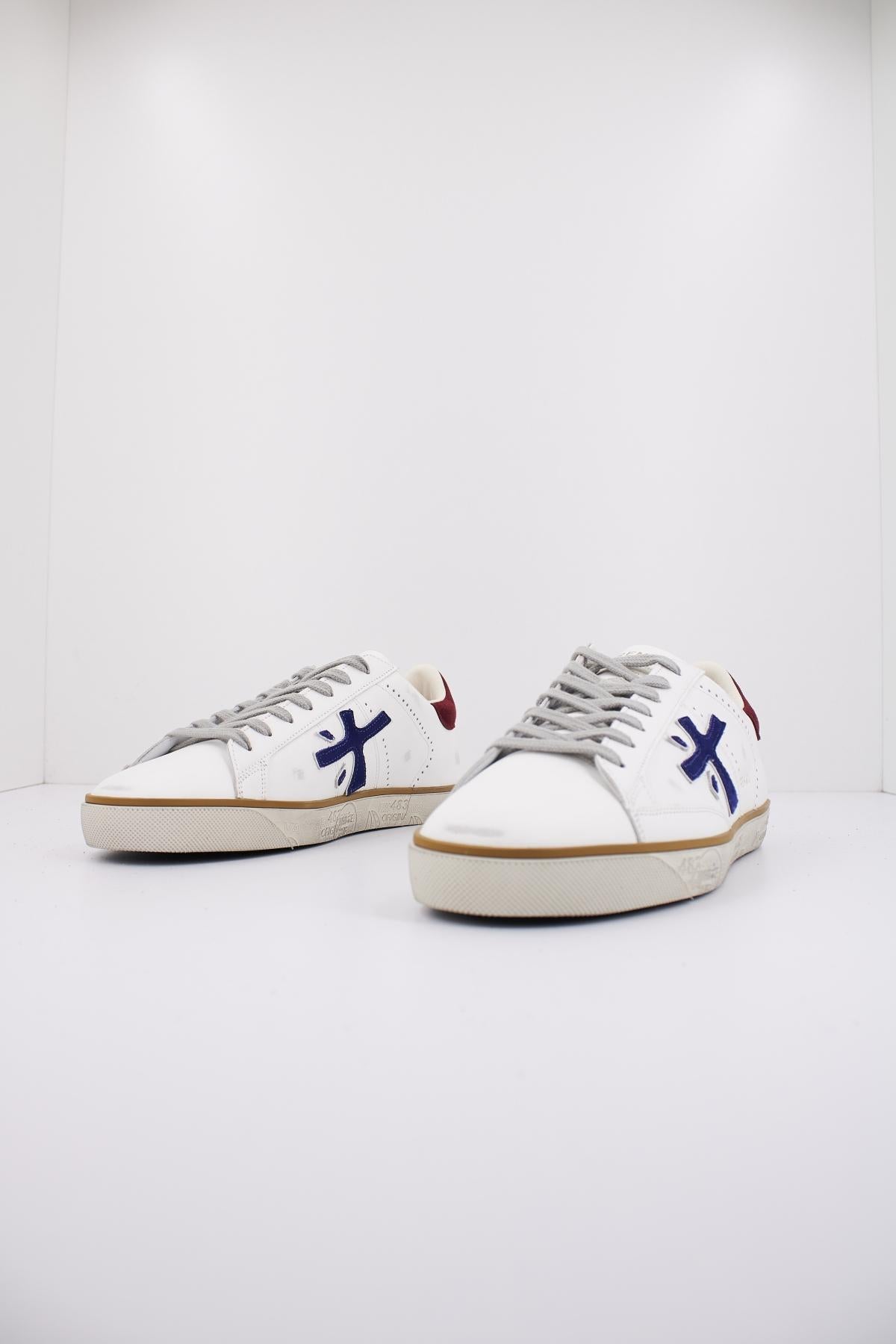 PREMIATA STEVEN en color BLANCO (2)