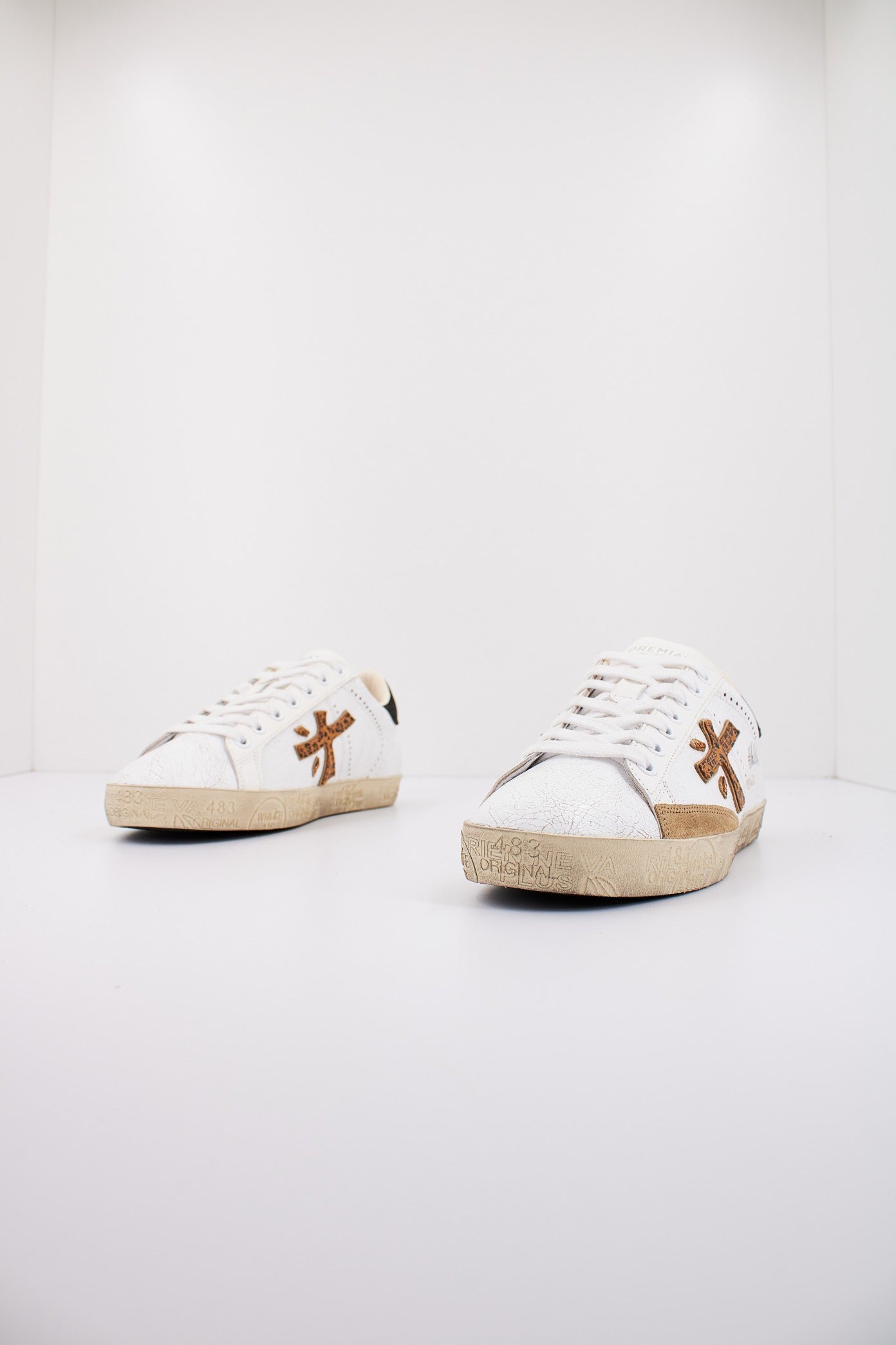 PREMIATA STEVEND en color BLANCO (2)