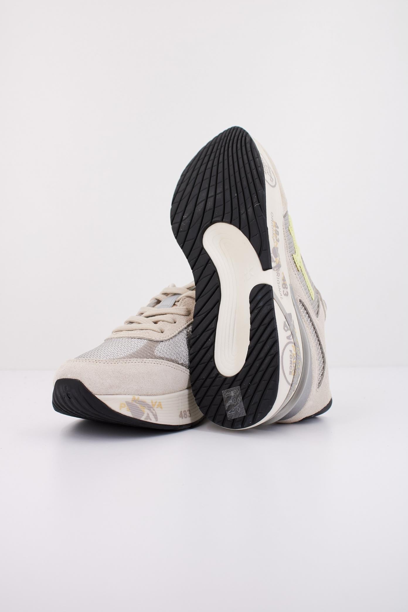 PREMIATA MOERUND en color BEIS (5)