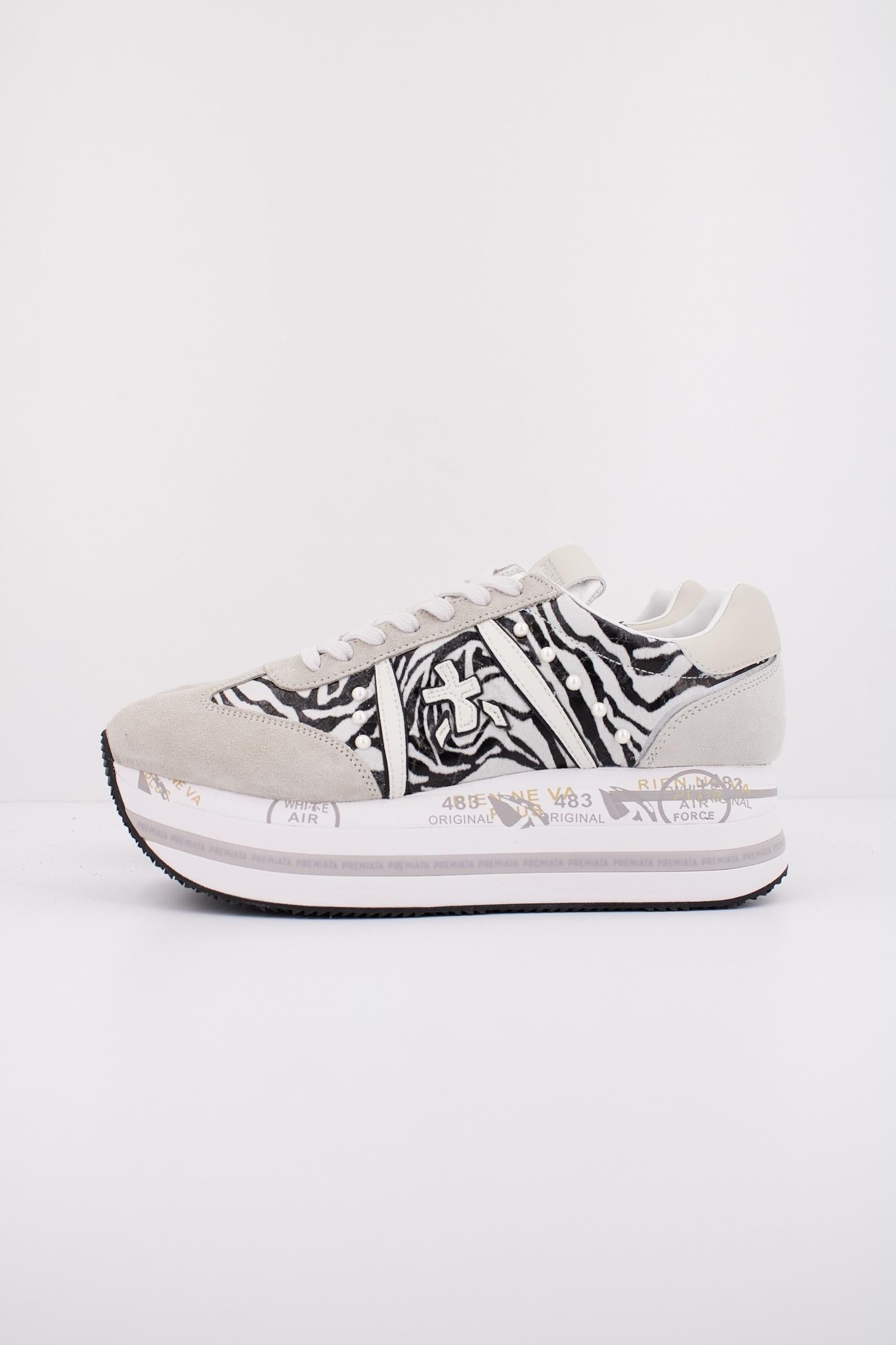 PREMIATA BETH en color BEIS (1)