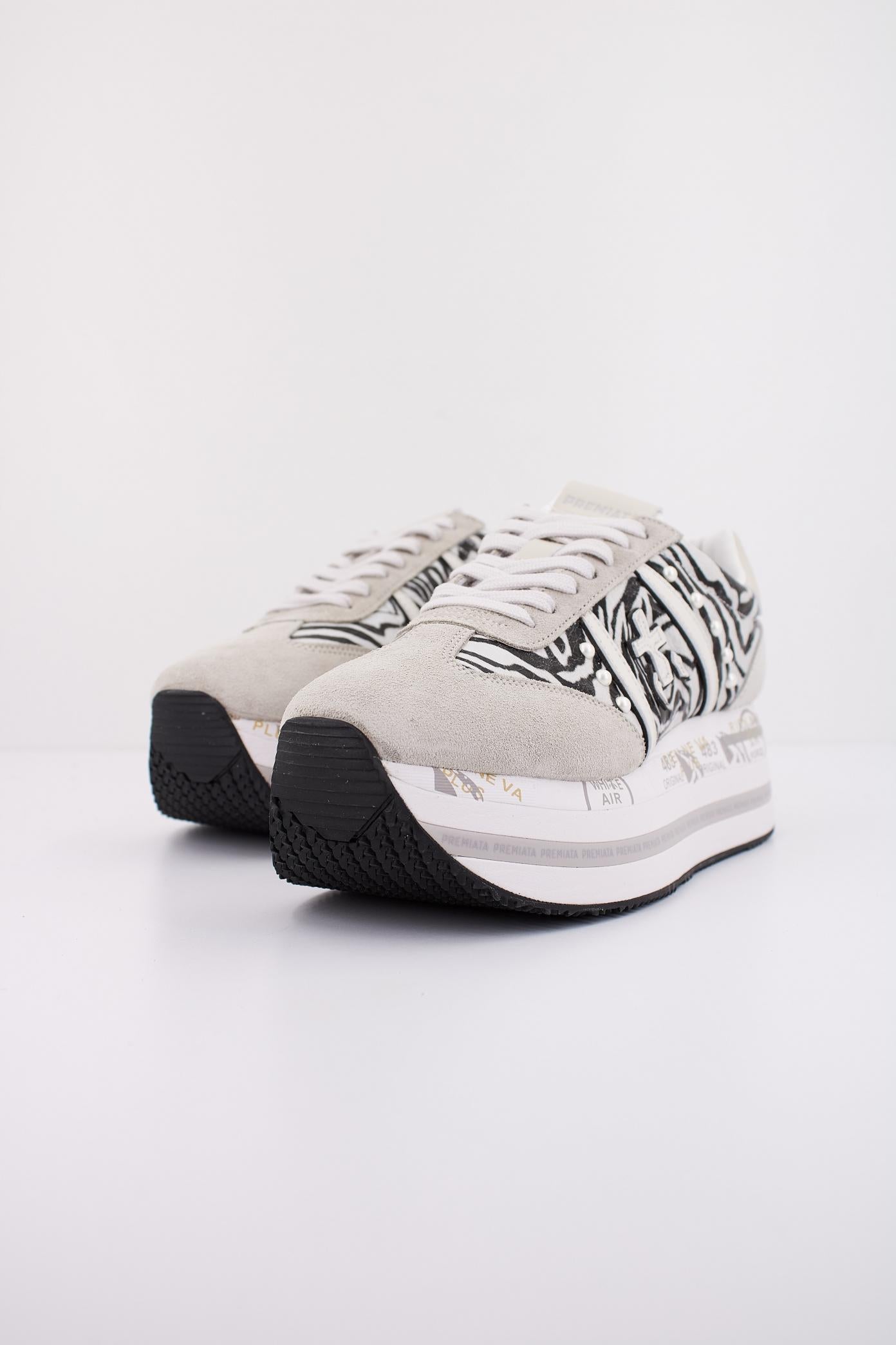 PREMIATA BETH en color BEIS (2)