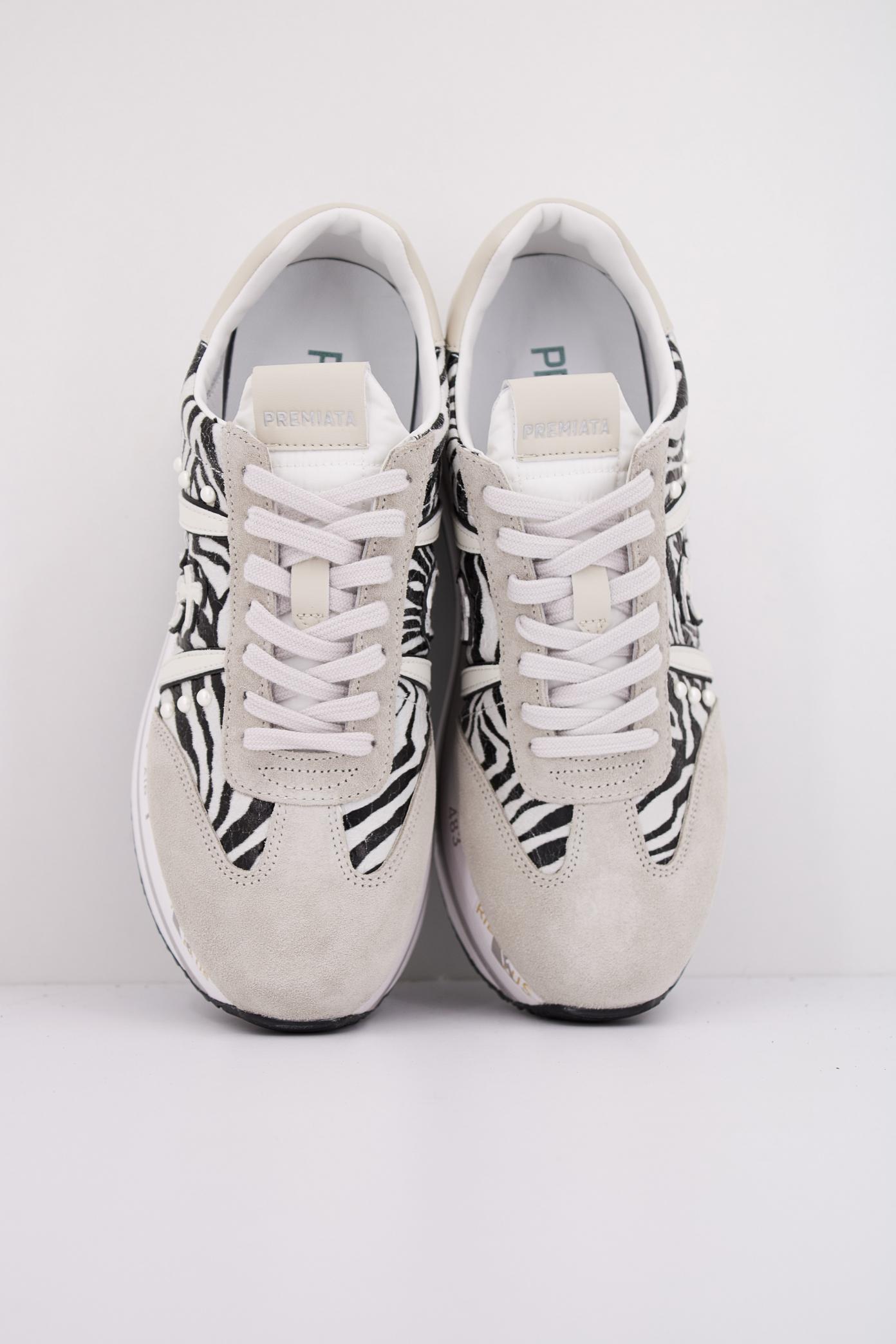 PREMIATA BETH en color BEIS (3)