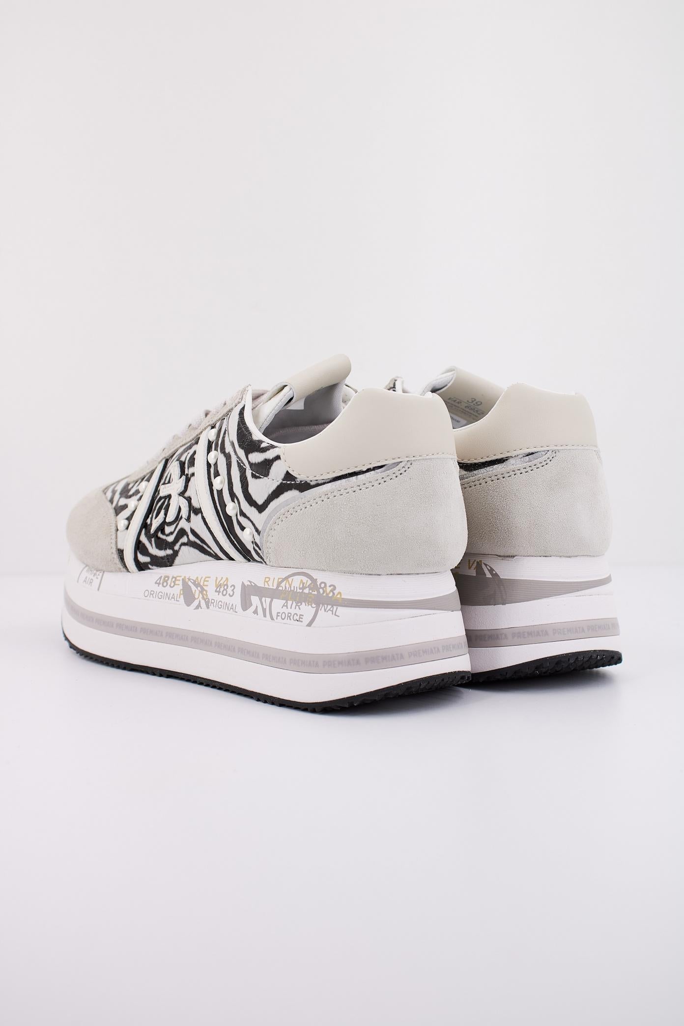 PREMIATA BETH en color BEIS (4)