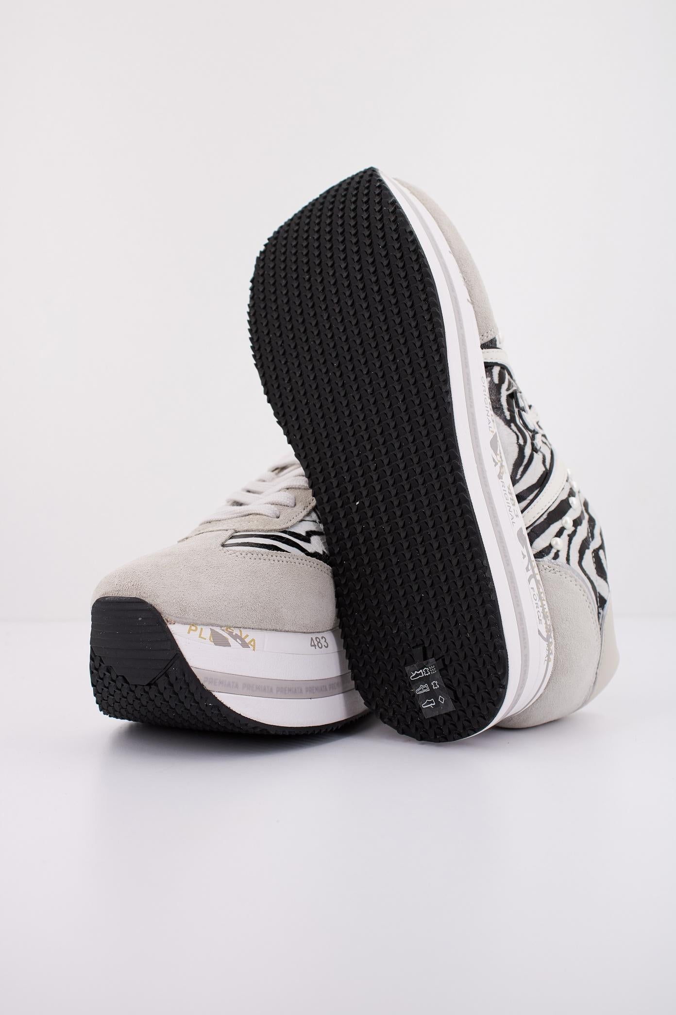 PREMIATA BETH en color BEIS (5)