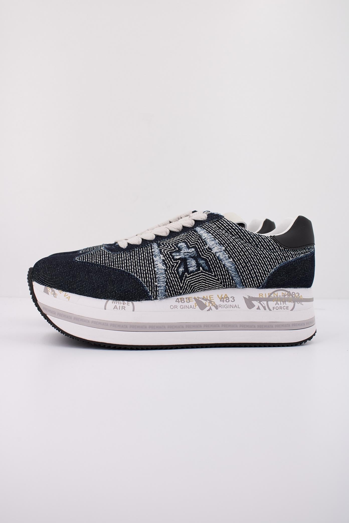 PREMIATA BETH en color AZUL (1)