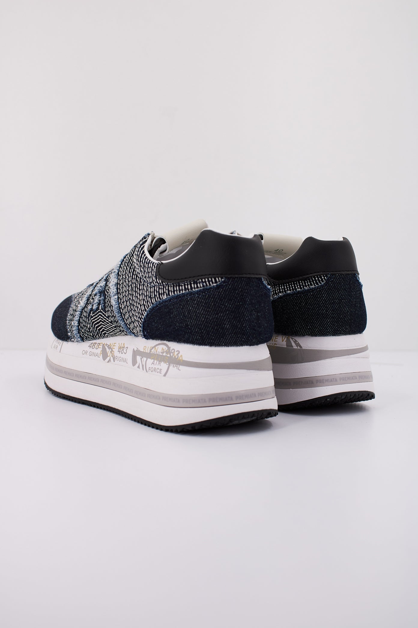PREMIATA BETH en color AZUL (4)