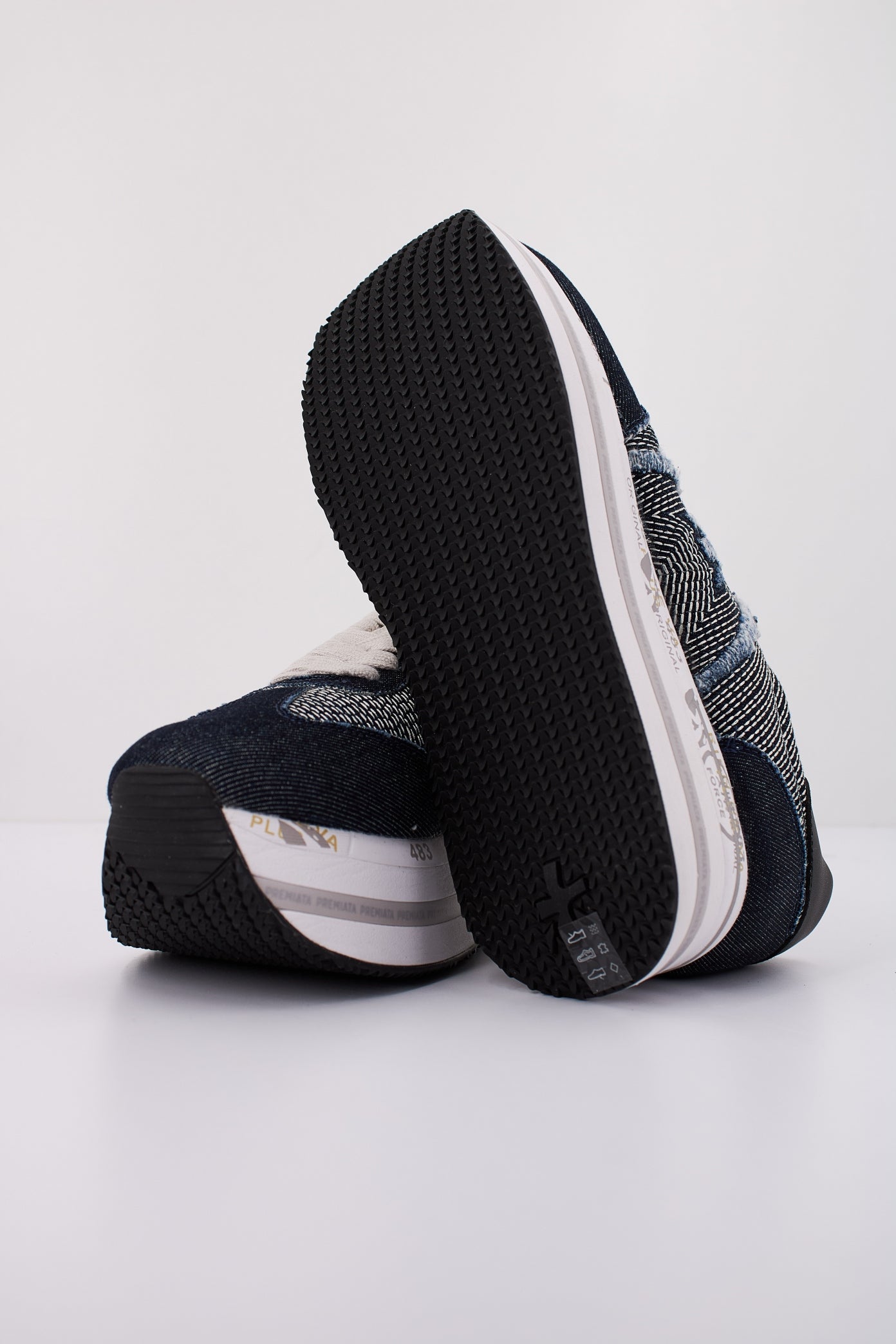 PREMIATA BETH en color AZUL (5)