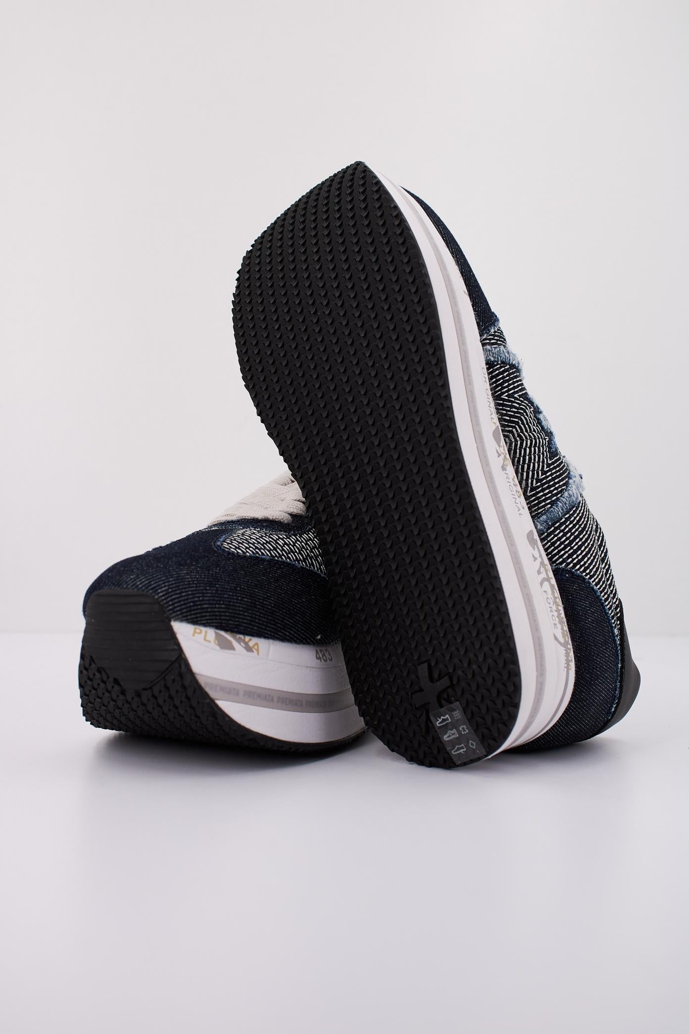 PREMIATA BETH en color AZUL (5)