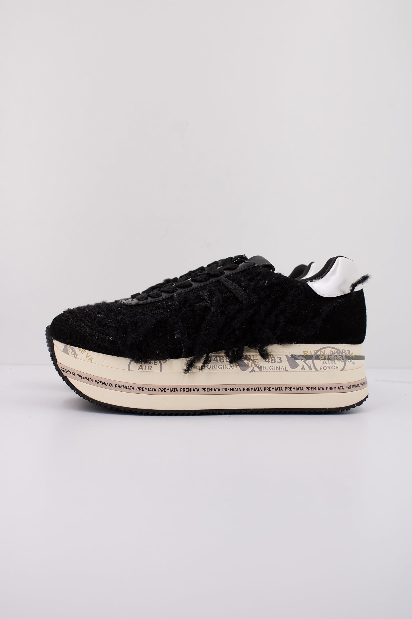PREMIATA BETH en color NEGRO (1)