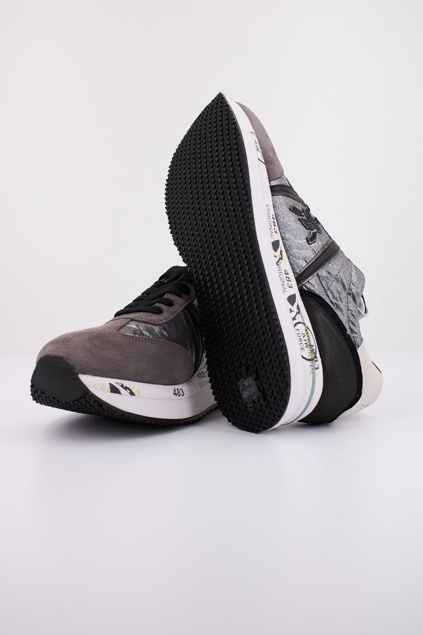 PREMIATA CONNY en color GRIS (5)