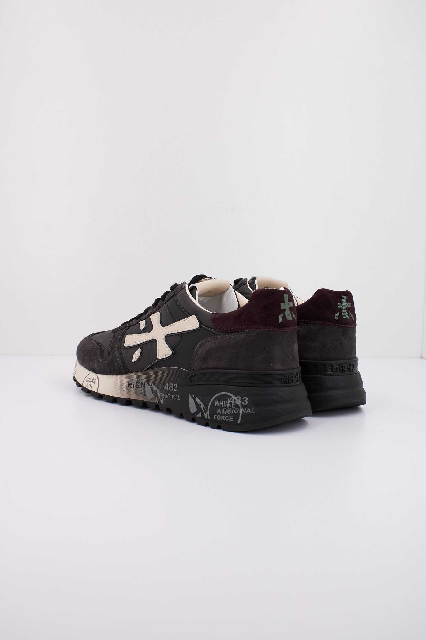 PREMIATA MICK en color NEGRO (4)