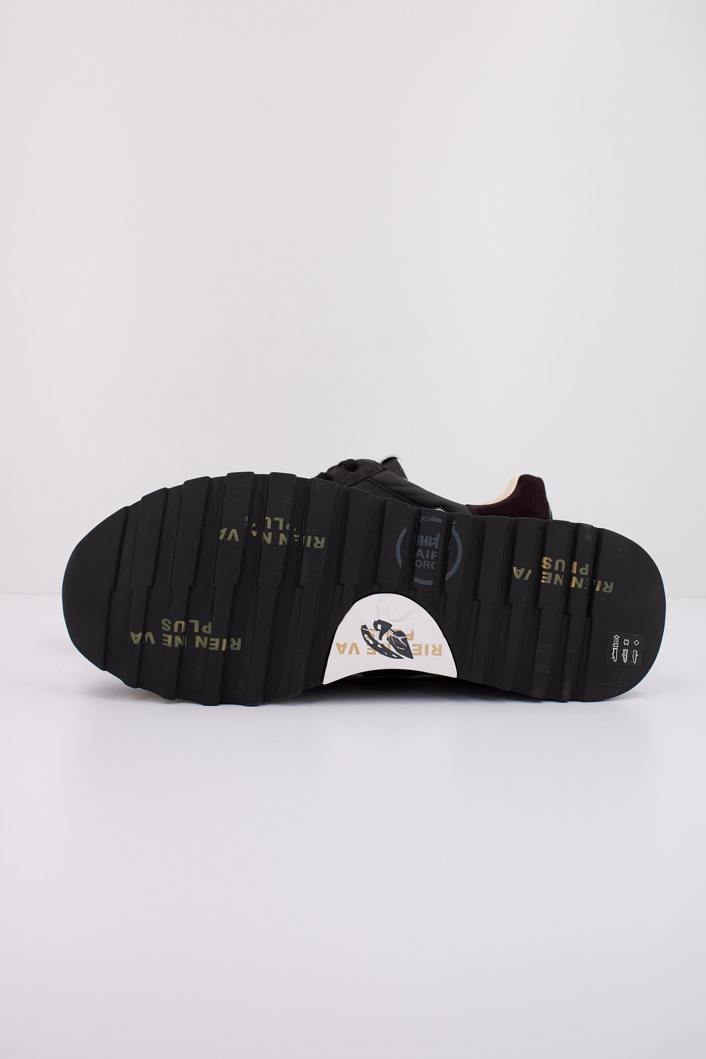 PREMIATA MICK en color NEGRO (5)