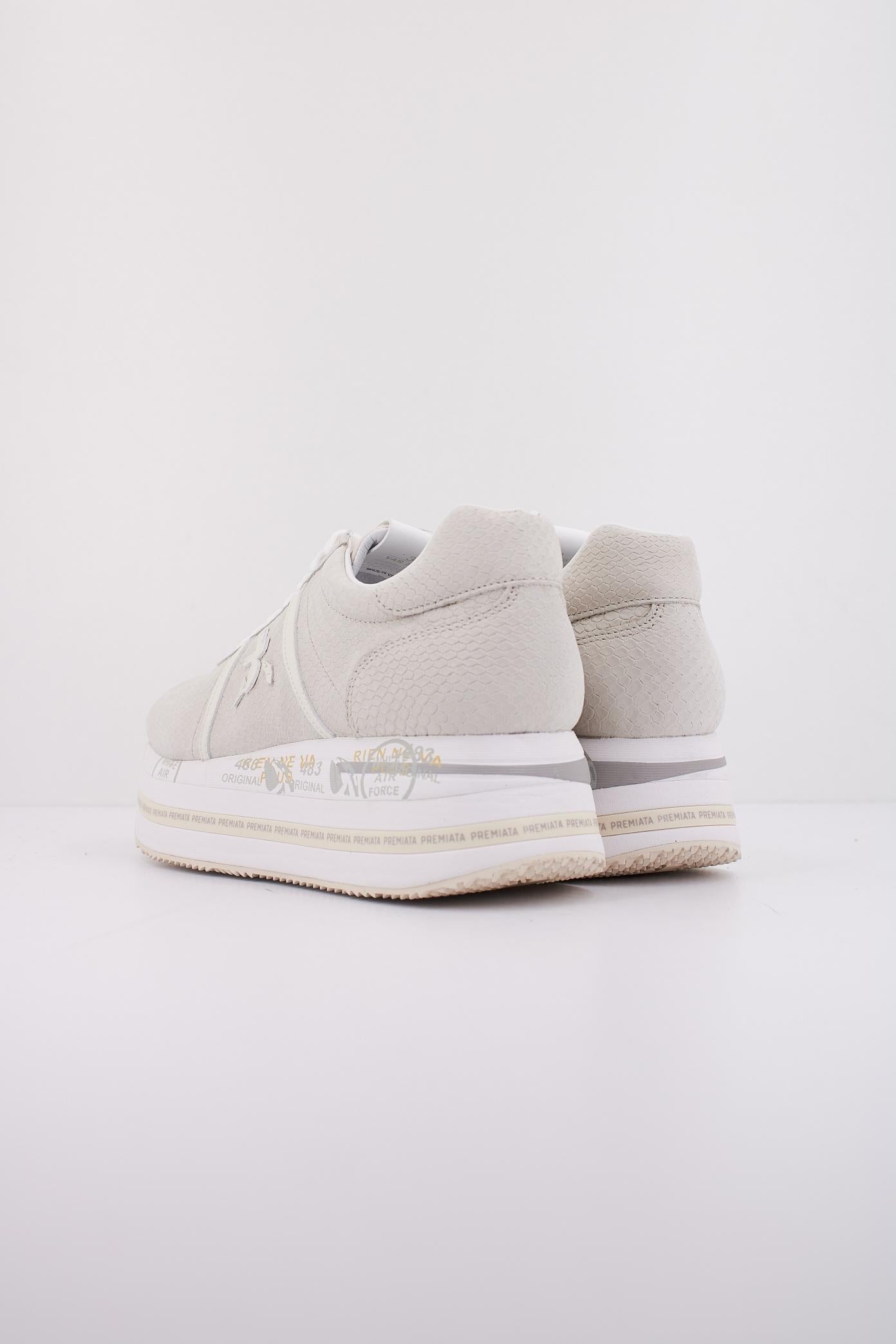 PREMIATA BETH en color BEIS (4)