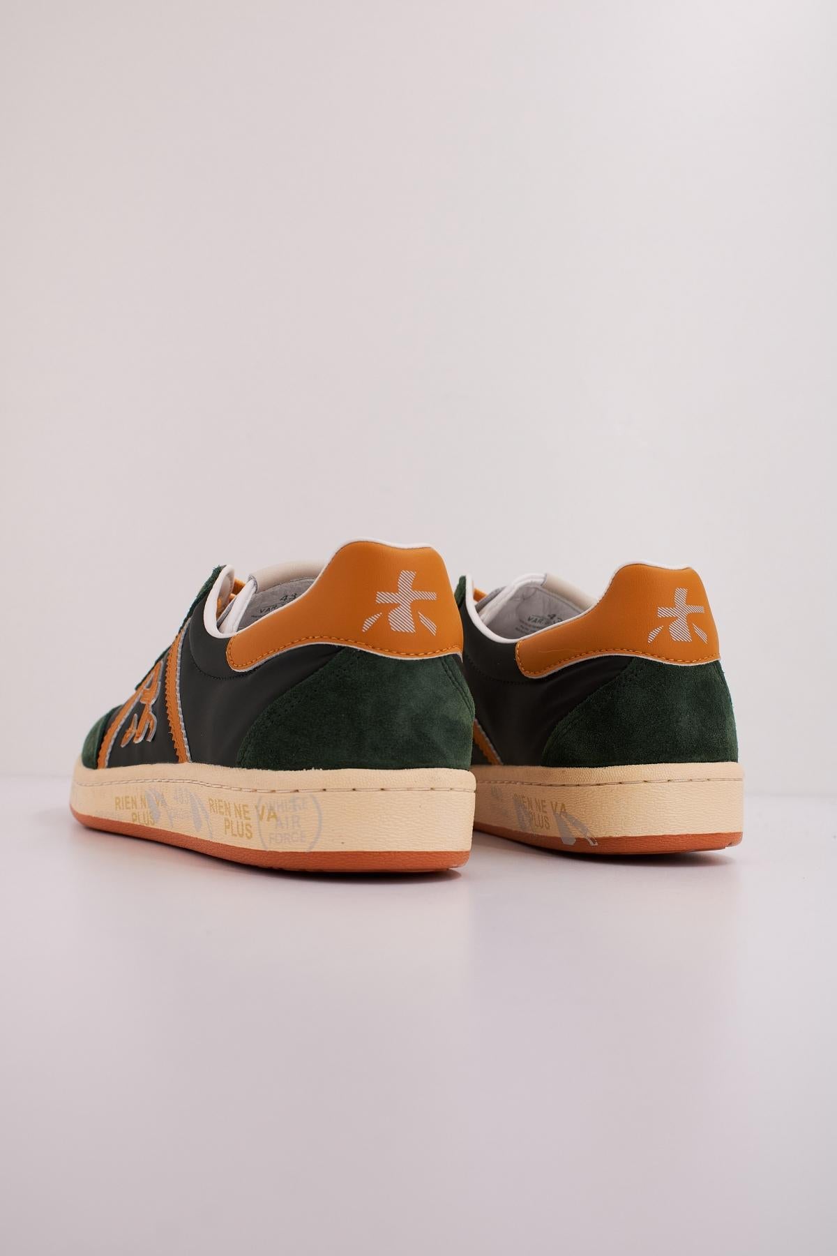 PREMIATA BONNIE en color VERDE (4)