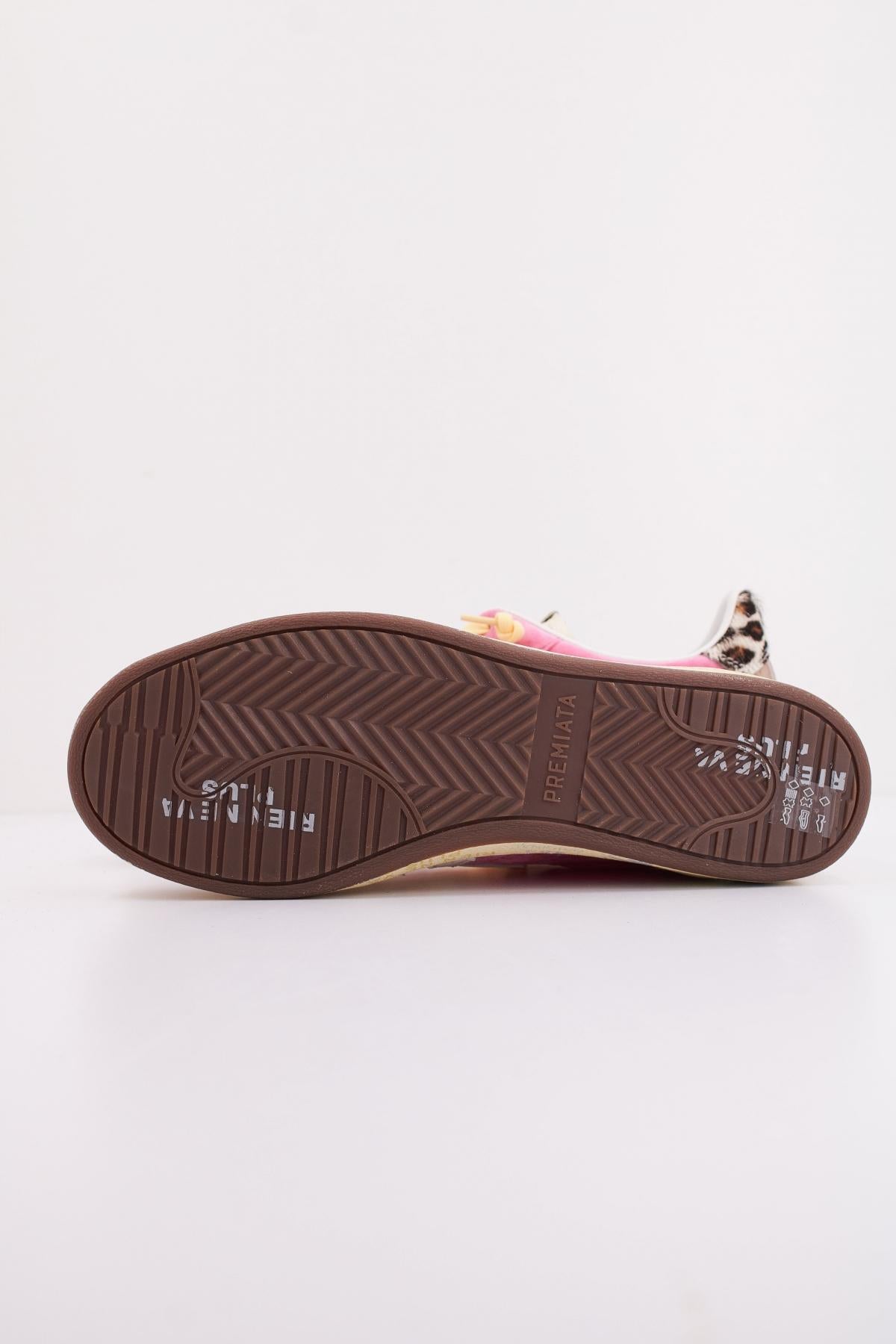 PREMIATA BSKT CLAYD en color ROSA (5)