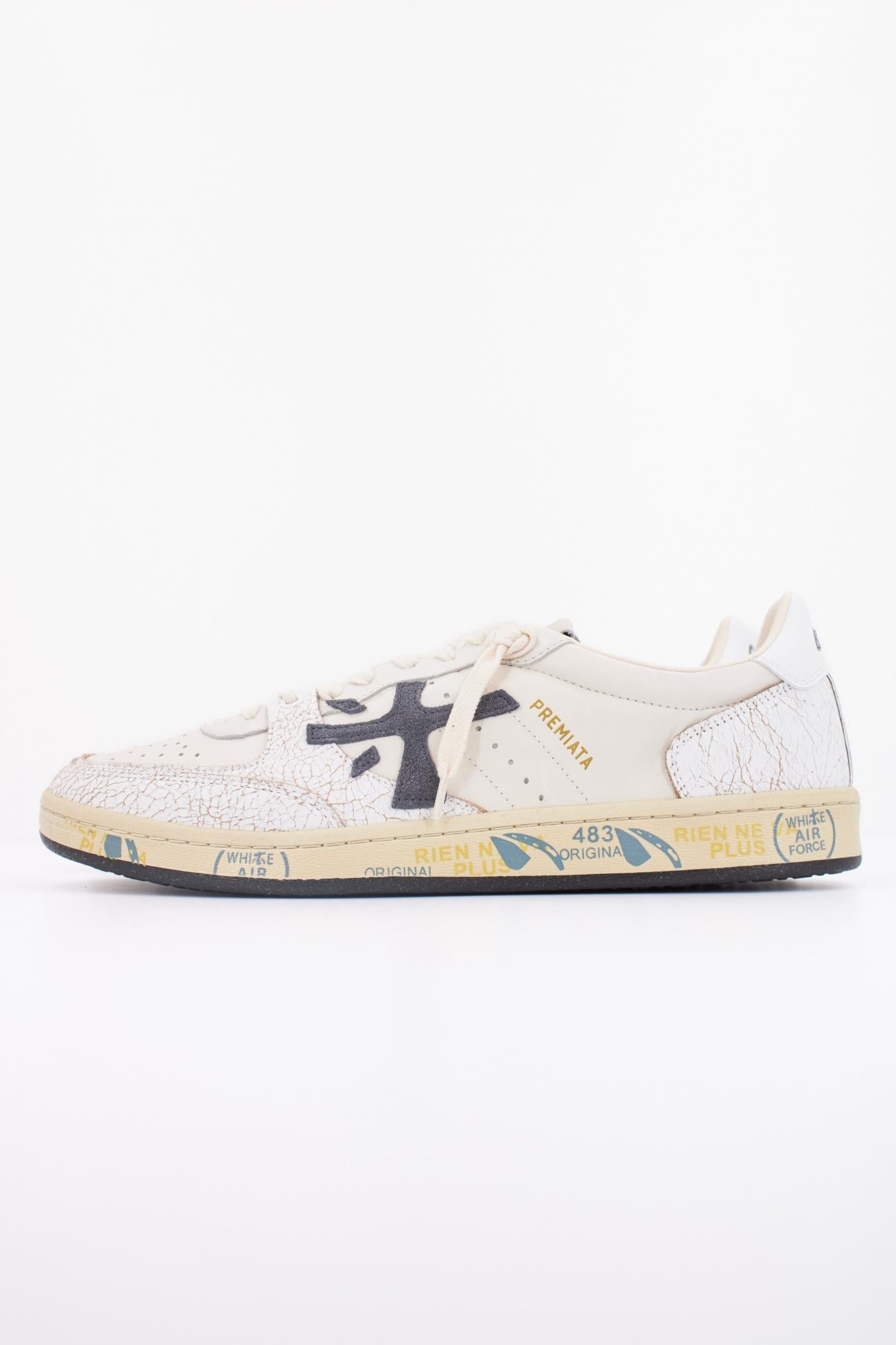 PREMIATA CLAY en color BEIS (1)