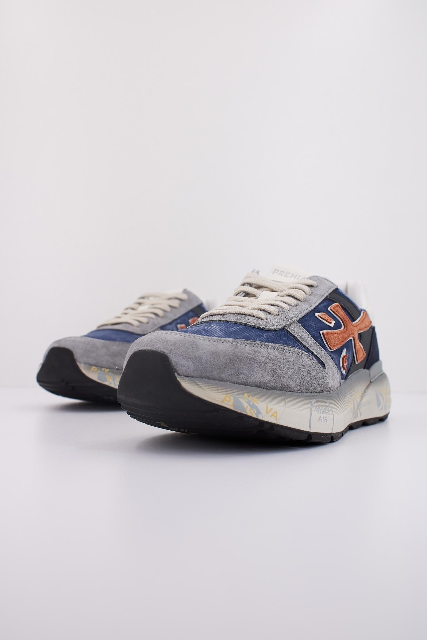 PREMIATA MICK en color AZUL (2)